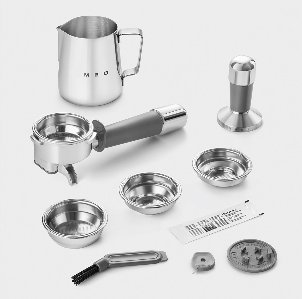 Espresso machine with built-in grinder